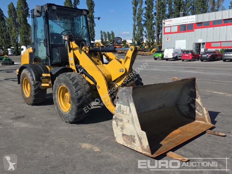 Товарач Caterpillar