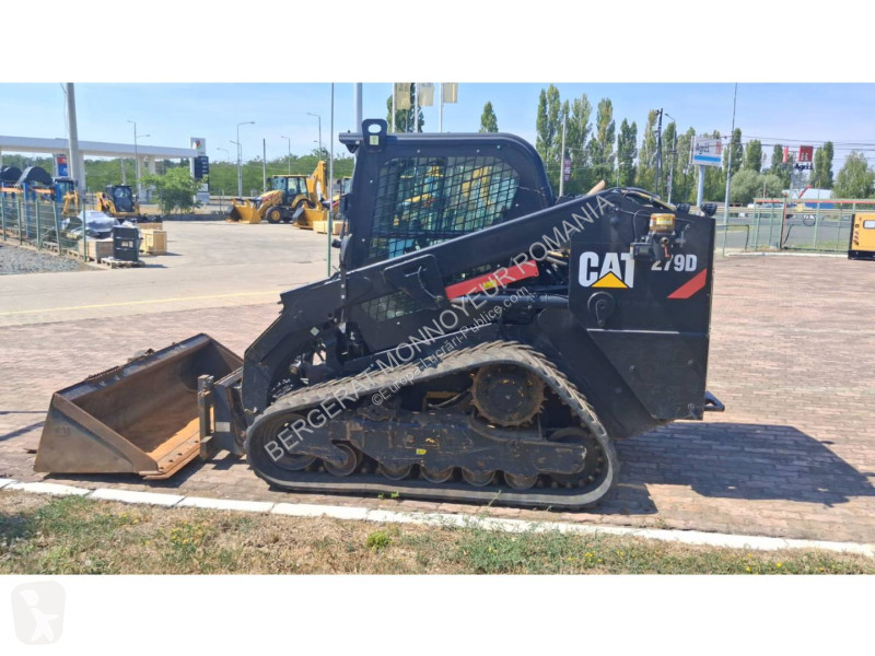 Товарач Caterpillar 279D
