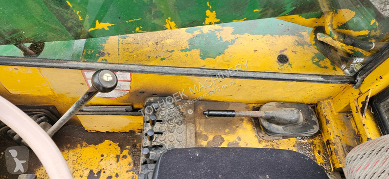 Shovel JCB 520M