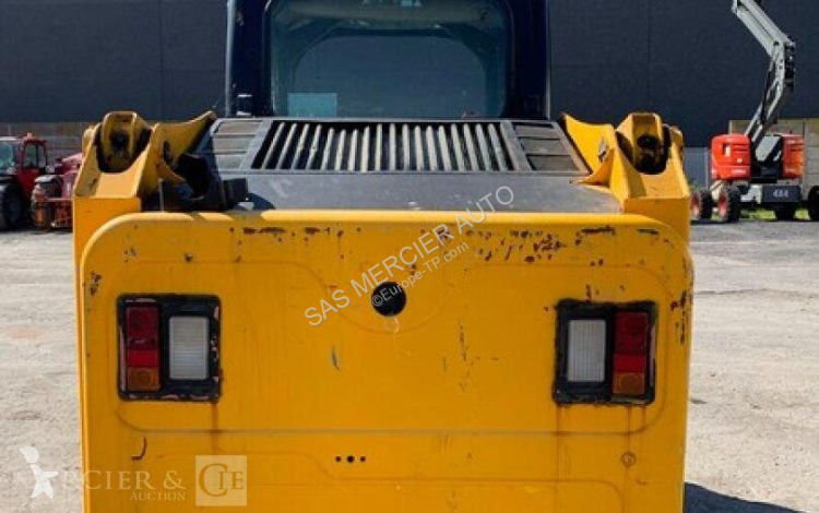Shovel Bobcat