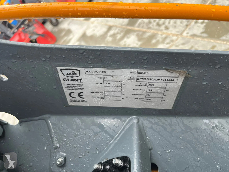 Навантажувач Giant GS 950 T schranklader skid...