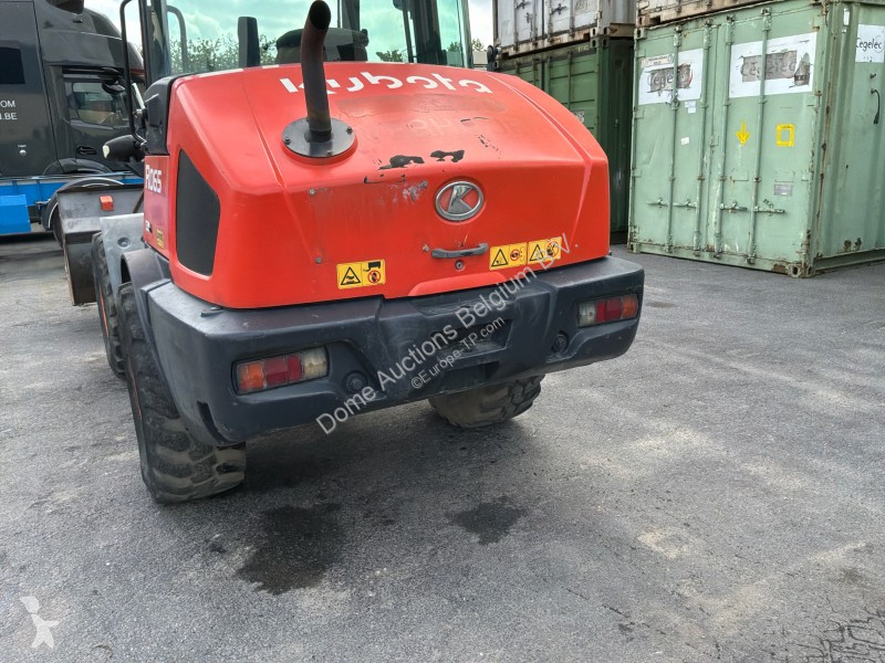 Chargeuse Kubota R065
