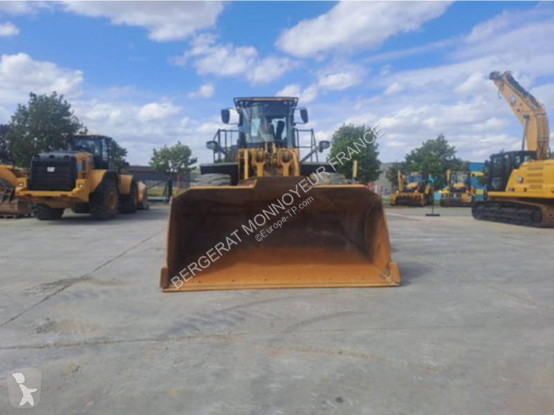 Chargeuse Caterpillar 980M