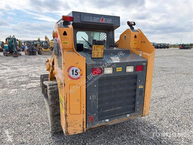 Pala cargadora Mustang Compact Track Loader