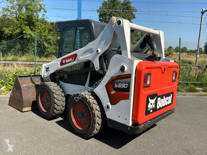Pá carregadora Bobcat S590