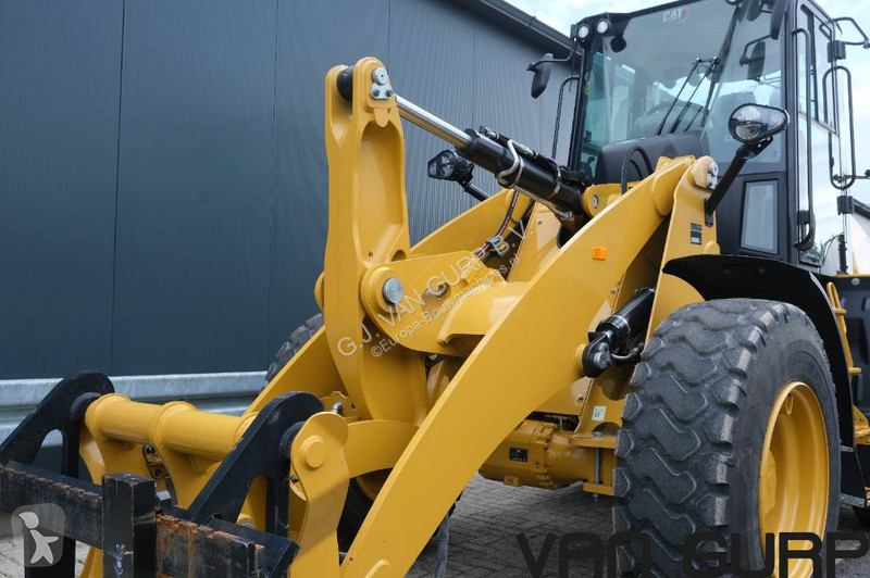 Pá carregadora Caterpillar High Lift | 2023 |...