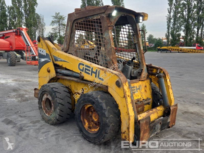 Pala cargadora Gehl R220