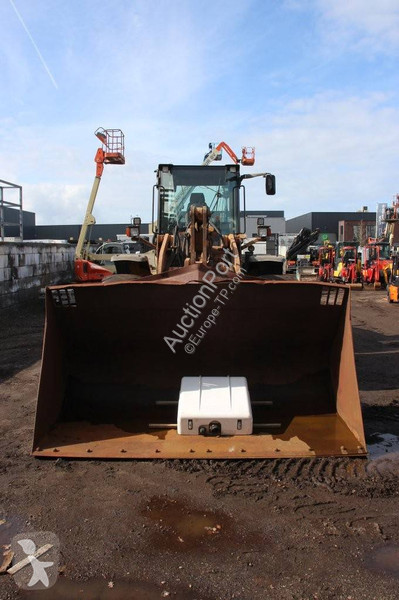 Pala cargadora Case e