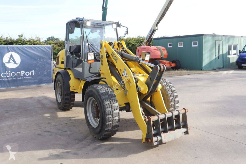 Chargeuse Neuson WL54