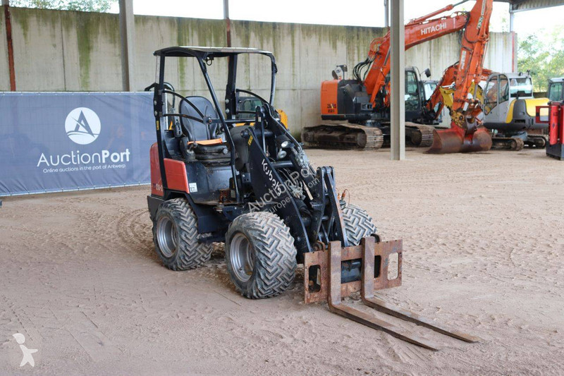 Chargeuse Kubota RT210-2