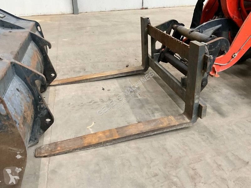 Chargeuse Kubota R 065