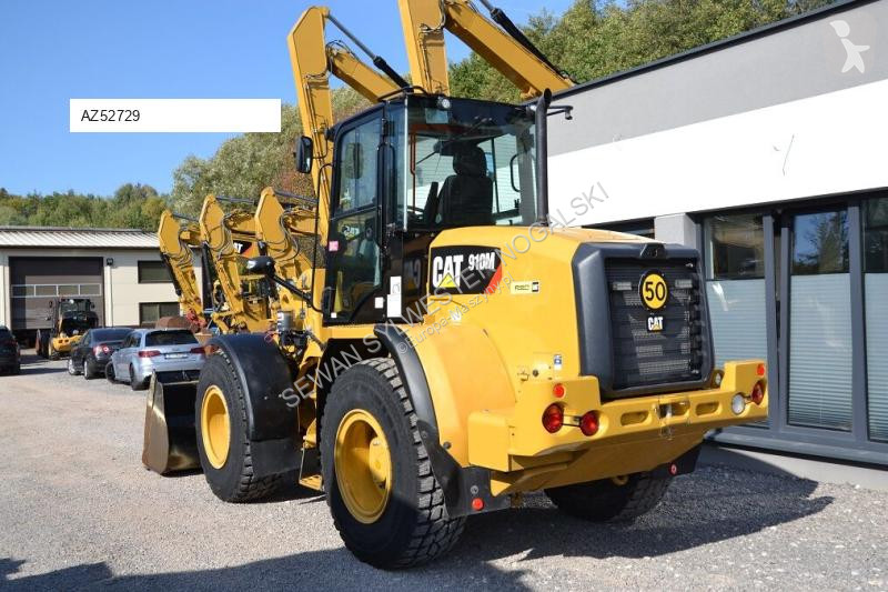 Chargeuse Caterpillar 910 M