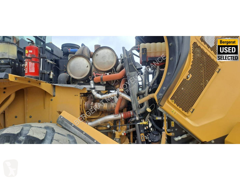 مُحمّلة Caterpillar 972M XE