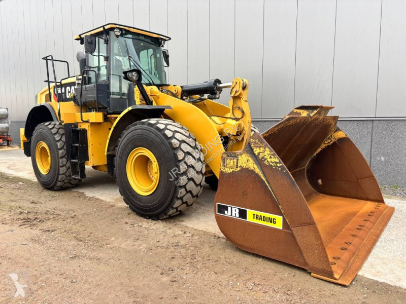 Товарач Caterpillar XE