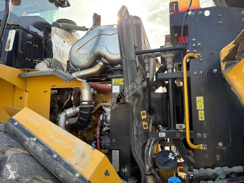 Shovel Caterpillar 962M