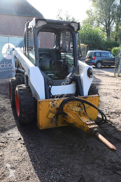 Товарач Bobcat