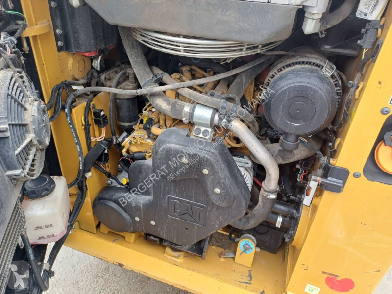 مُحمّلة Caterpillar 232D