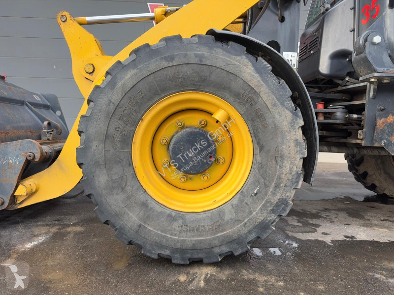 مُحمّلة Komatsu Radlader inkl. Gabel Schaufel...