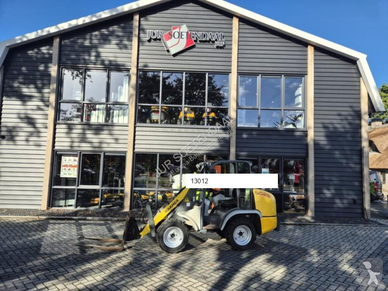 Kramer 5025 loader