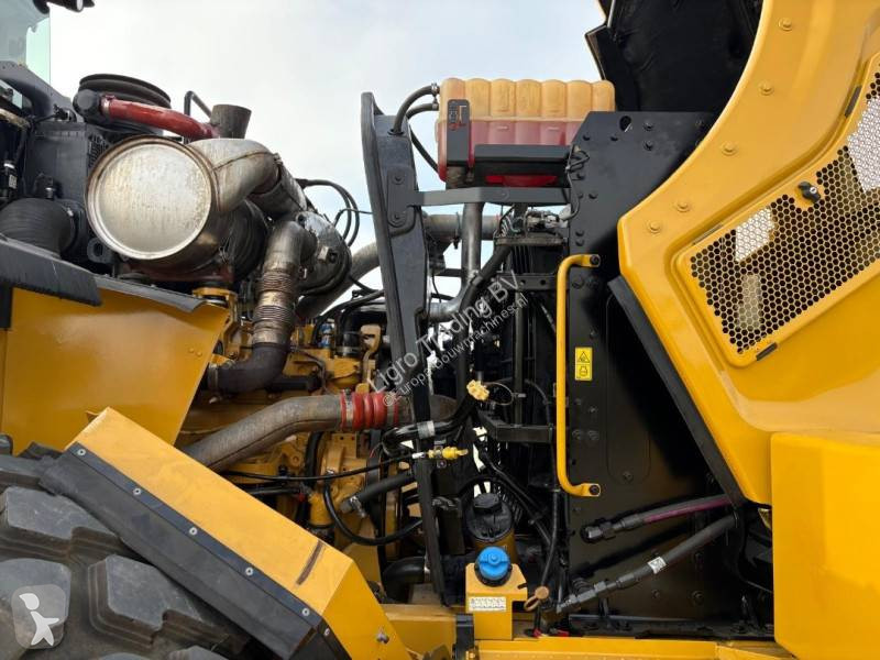 Shovel Caterpillar 972 XE