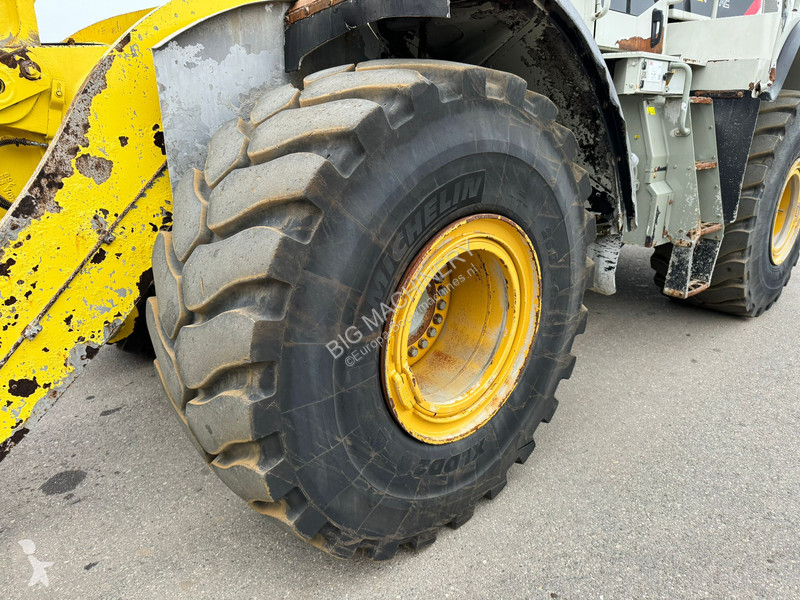 Pá carregadora Caterpillar 972M XE