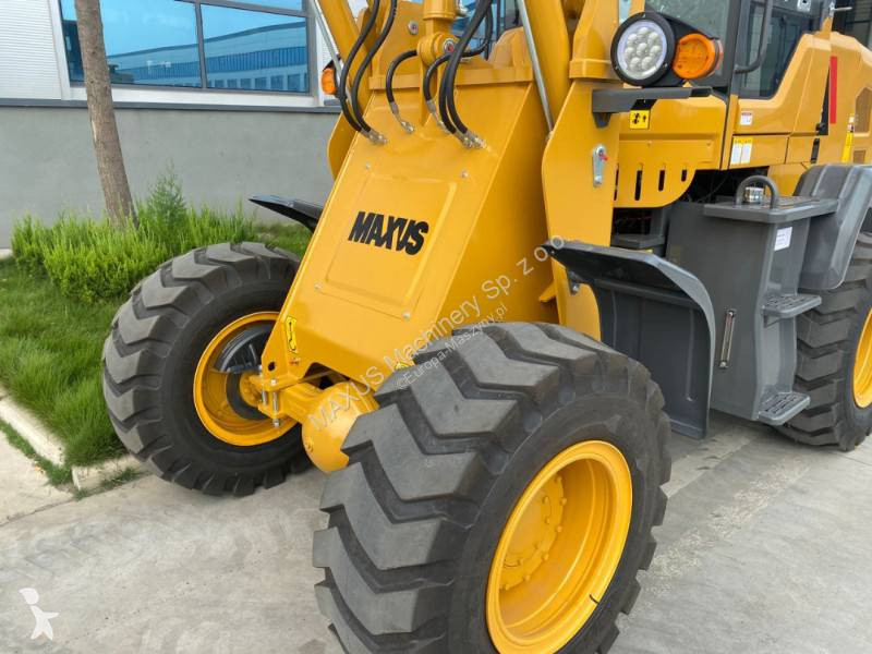 Lastare JCB Maxus