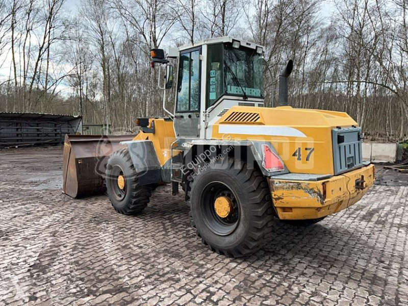 Pala cargadora Liebherr with High-Tipping Bucket