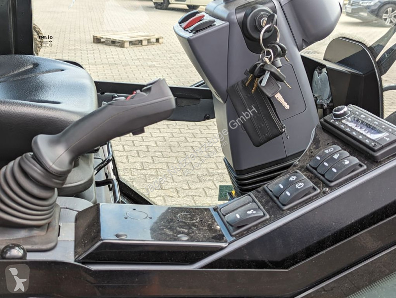 Pala cargadora  Giant G2700 HD X-tra --...