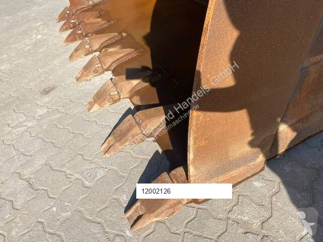 Incarcator John Deere 744 P MIETE / RENTAL...