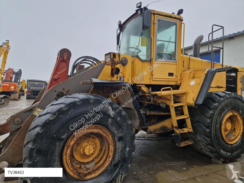Shovel Volvo L180