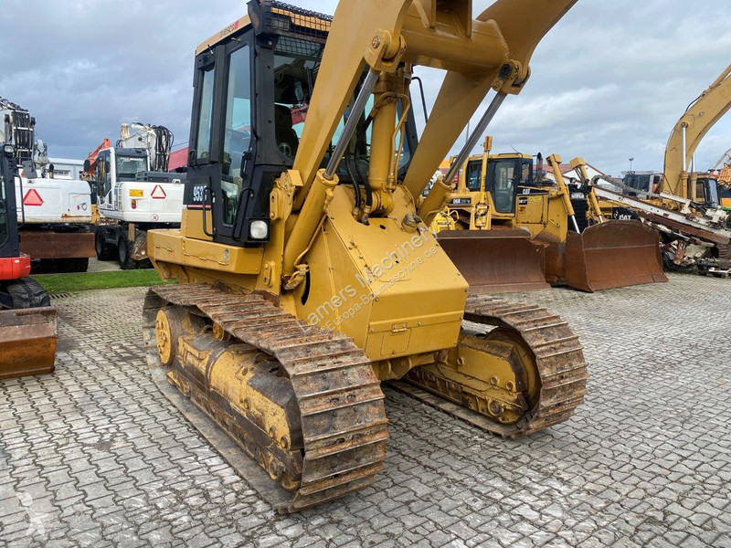 Pá carregadora Caterpillar NVT