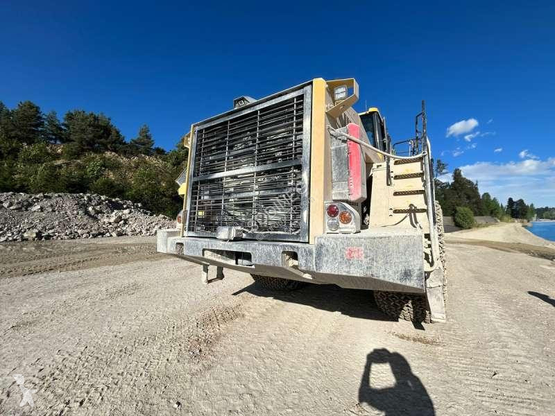 Incarcator Komatsu  WA600-8E0