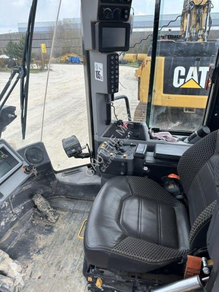مُحمّلة Caterpillar 966M XE