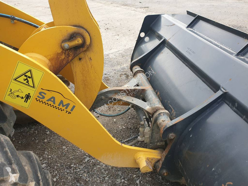 مُحمّلة Komatsu WA70M-8