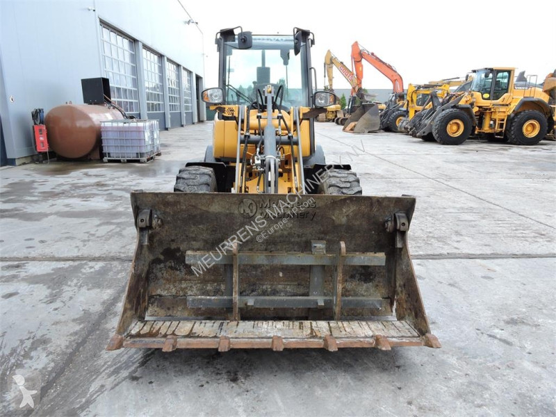 مُحمّلة Volvo L25F + FORK