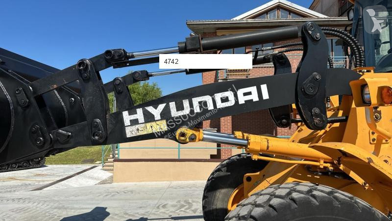 Pala Hyundai HL730TM-7