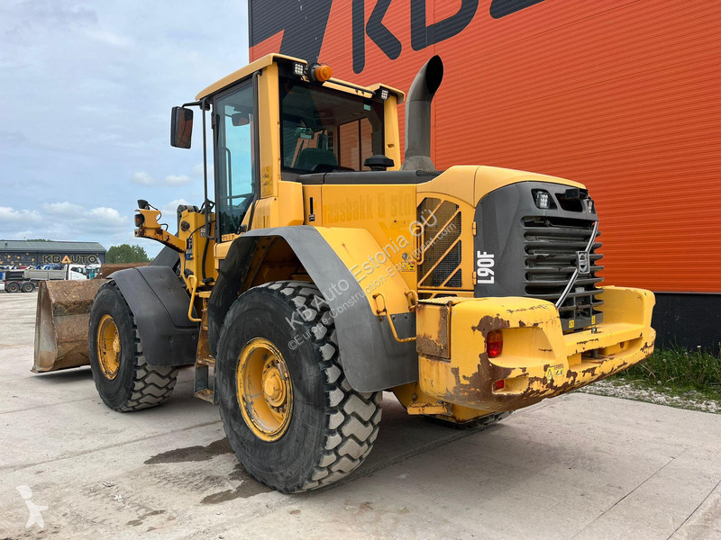 مُحمّلة Volvo L 90 F 4x4 CETRAL LUBRICATIO / AC