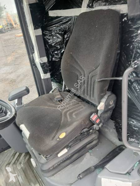 Nakladač Volvo L30G