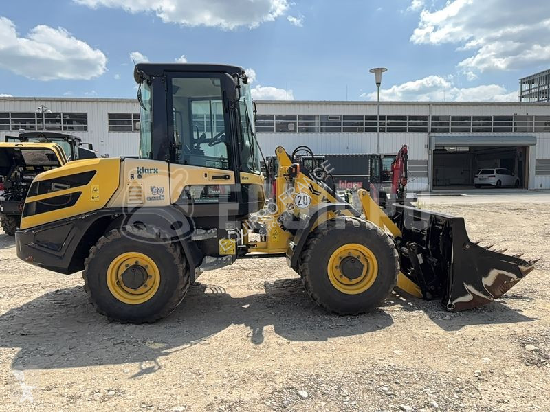 Incarcator Yanmar V80