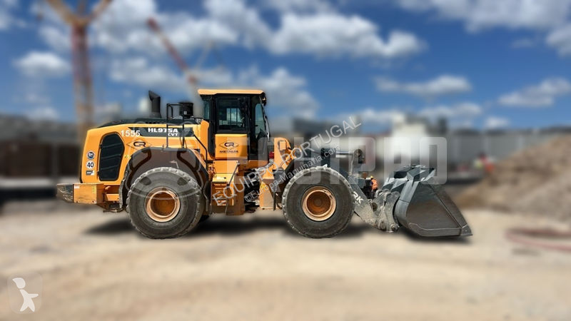 Pá carregadora Hyundai HL975A CVT