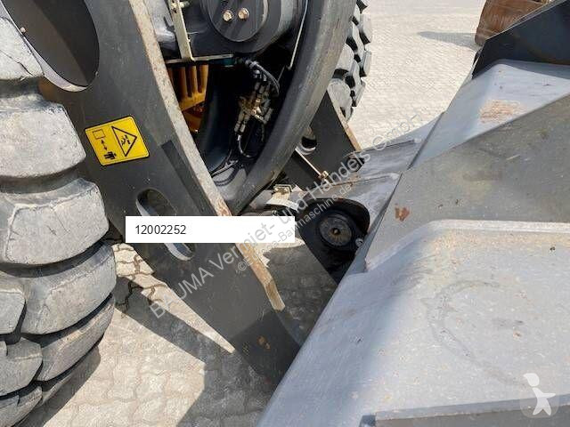 مُحمّلة Volvo L 260 H 6.8 cbm MIETE / RENTAL...