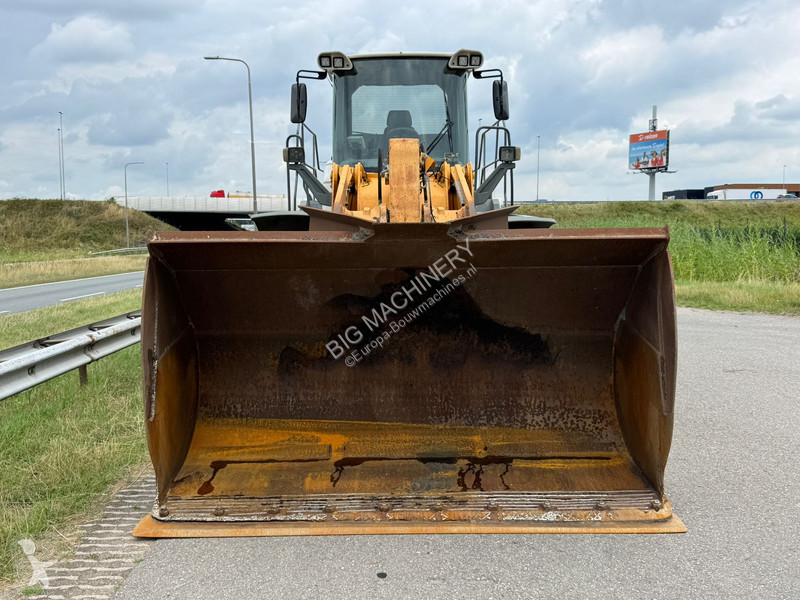 Shovel Liebherr 2plus2