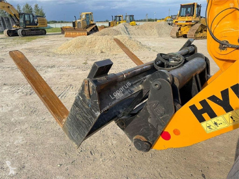 Pala Hyundai HL 955
