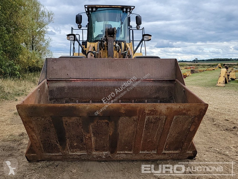 Shovel Caterpillar