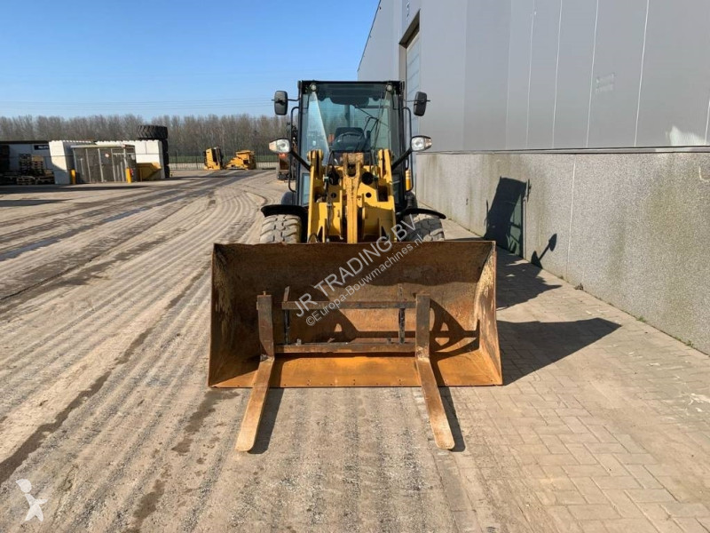 Shovel Caterpillar 906