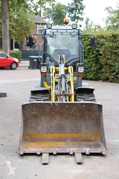 Pala cargadora Neuson WL25