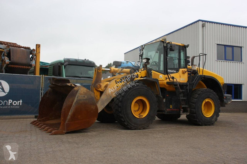 مُحمّلة Komatsu -7