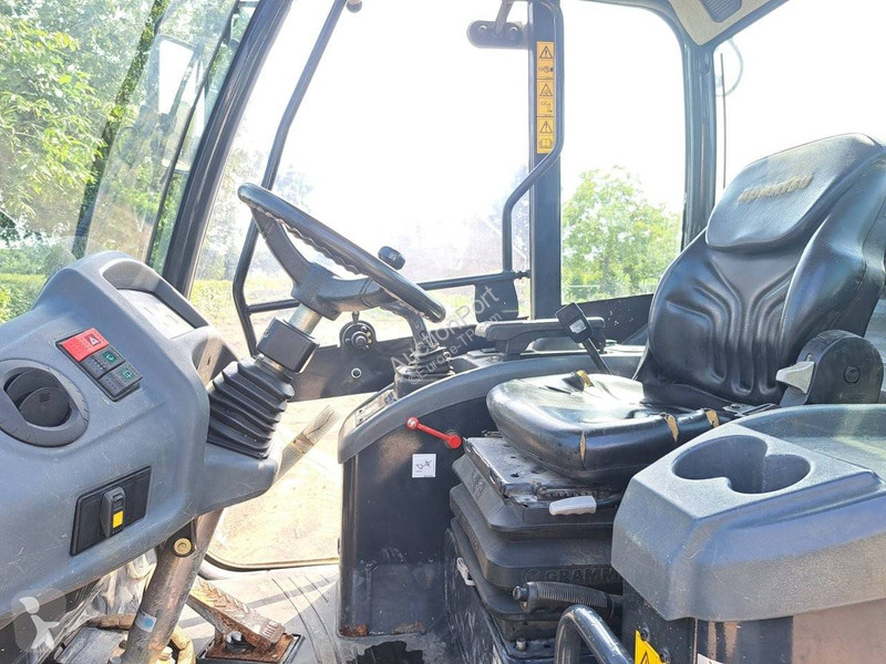 مُحمّلة Komatsu WA70-7