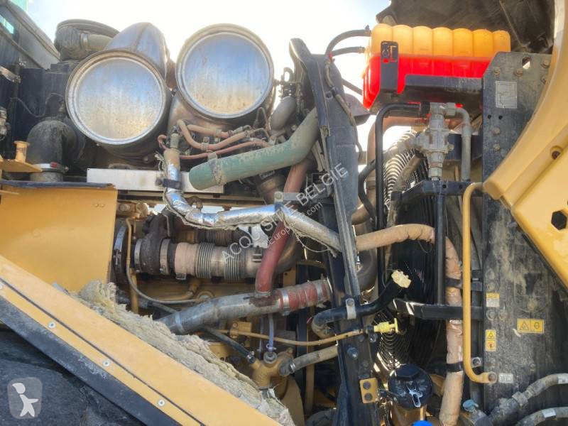 Shovel Caterpillar 966M