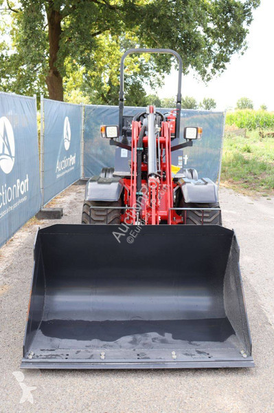 Pá carregadora  H220
